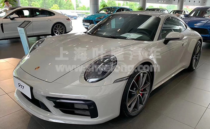  葉隆新車駕到 保時(shí)捷911 Carrera 電詢價優